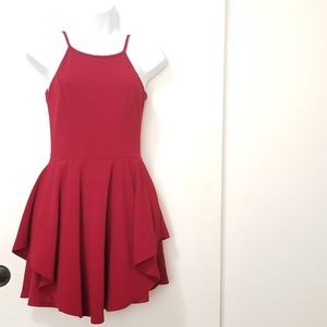 🌲Low back red dress.